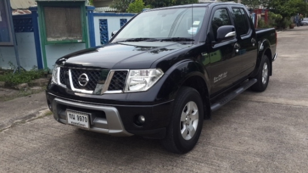ต้องการขายรถ Nissan Navara Calibre  4 ประตู  ปี 2013  เครื่องยนต์ดีเซลเทอร์โบ 2500cc  6สปีด  สีดำ  เกียร์ธรรมดา  ระบบเบรค ABS  เครื่องเสียง-mp3  กล้องมองหลัง  มีคู่มือ-บุ๊คเซอร์วิส  รถสภาพสวย  พร้อมใช้  ราคา  430,000 บาทถ้วน