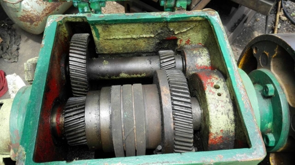 **** Sold **** เครื่องกลึง Tashing 4 ฟุต.เกียร์กระตุก แทงรู ถอดคอม้าได้ รางสวย!! โทร 089-2499-123 นครปฐม