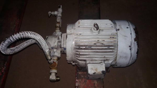 ขายปั้มไฮโดรลิคพร้อมมอเตอร์ ไฟ 380 V ติดต่อ  081-9176906