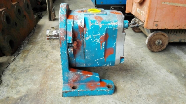 Sale>> ปั้มไฮดรอลิคใหญ่ ใช้กับมอเตอร์ 50 HP. ขึ้นไป สภาพใหม่ แน่นๆ!! โทร 089-2499-123 นครปฐม