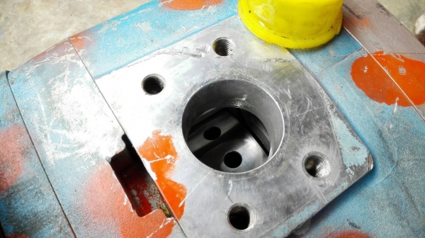 Sale>> ปั้มไฮดรอลิคใหญ่ ใช้กับมอเตอร์ 50 HP. ขึ้นไป สภาพใหม่ แน่นๆ!! โทร 089-2499-123 นครปฐม