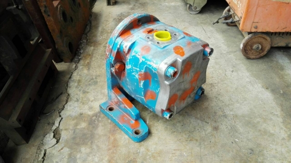 Sale>> ปั้มไฮดรอลิคใหญ่ ใช้กับมอเตอร์ 50 HP. ขึ้นไป สภาพใหม่ แน่นๆ!! โทร 089-2499-123 นครปฐม