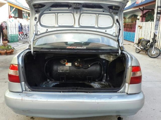 ขายไฮท็อก ปี 2000 เกียร์ธรรมดา ติดแก๊ส lpg