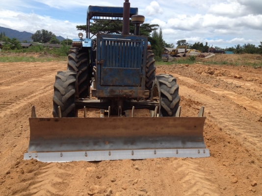 ขายรถไถ Ford 6640 (96)