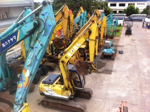 นำเข้าเครื่องจักรกลหนักมือ 2 จากต่างประเทศ Tel.098-858-5524 สามภพ ครับ