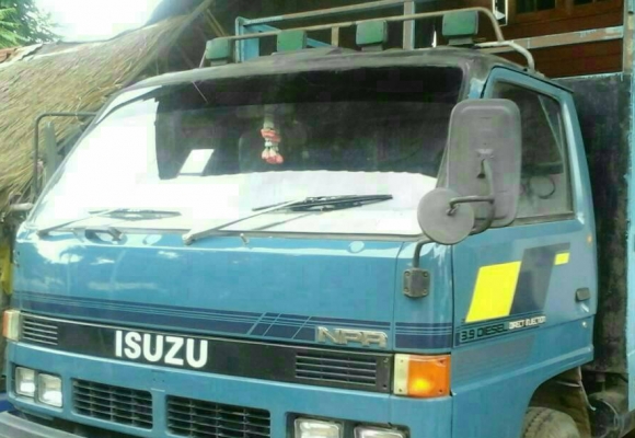 **330,000 บ.ต่อรอง/// 6ล้อ NPR-115 เกียร์สั้น ช่วงล่างใหญ่ **ขาย ISUZU NPR-115 ห้างแท้ 6ล้อบรรทุก ยอดนิยม พร้อมใช้งาน ISUZU NPR59LU5 M 4BD1-115แรง แก้มเหลือง เกียร์สั้น รถห้างแท้ ปี36 เครื่องเดิม เกียร์เดิม เครื่องดี แห้ง แน่นดีครับ เกียร์สั้น เข้าง่าย ไม