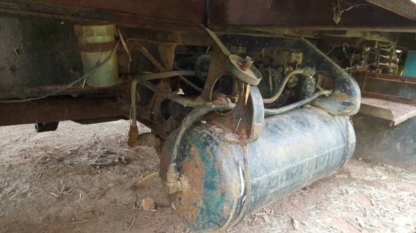 ขายรถเทนเลอร์ เรียว 2 เพลา เครื่อง PD6 260 แรงม้า คัสซีสวยตลอดเส้น สโลว์กลาง เบรคทิฟฟี่ พวงมาลัยพาวเวอร์ ทะเบียนพร้อมโอน