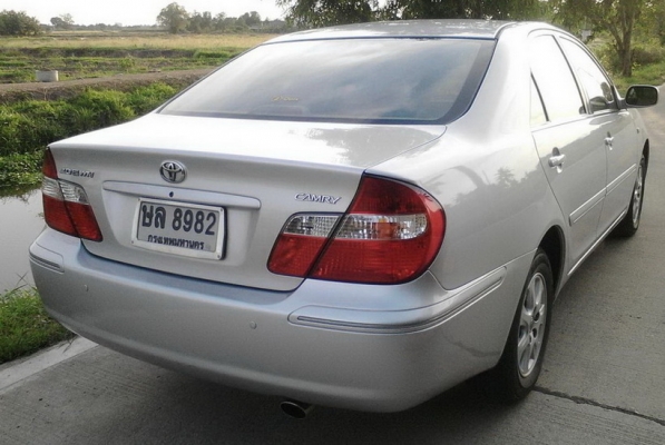 TOYOTA CAMRY ตัว 2.0 e limited TOYOTA CAMRY ตัว 2.0 e limited