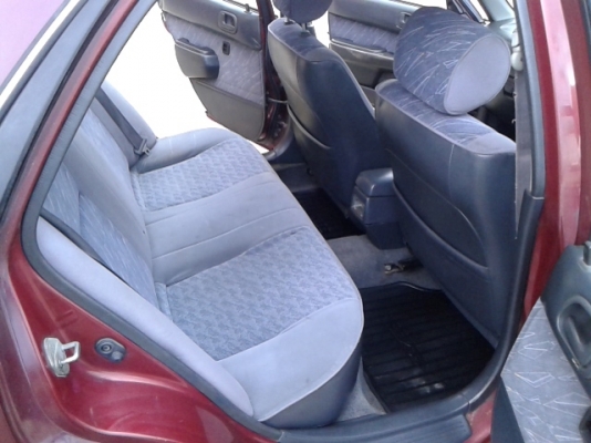 ถูกๆ TOYOTA ไฮทอร์ค ปี 2000 ราคามอไซค์