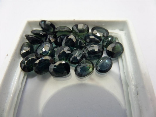 พลอยเขียวส่องแท้ไซร์ 5x7