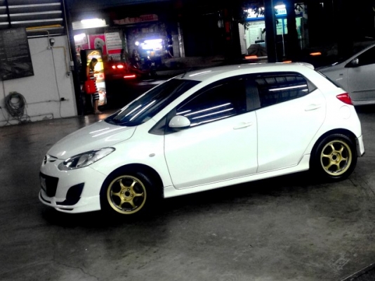 ขาย/แลก/เทิร์น เงินสด Mazda2 5ประตู เกียร์ออโต้ ปี 2011