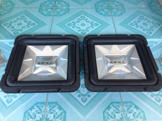 ซับเหลี่ยม10&quot; INFILL มือสองว้อยคู่ สภาพสวยกริ้ป เดิมๆไม่เคยซ่อมใช้งานปกติ เบสฟังดี ขายคู่ละ 2150 บาท สนใจ0892425454 อยู่สระบุรี