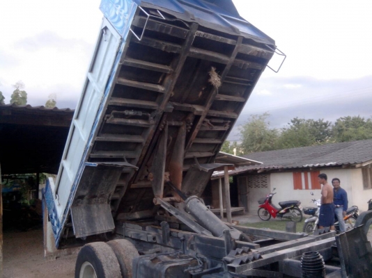 ขายครับหัางแท้ อีซูชุ FSR11HL175 แรง ดั้ม5คิว ช่วงล่างใหญ่ สภาพดีพร้อมลุย ทะเบียนพร้อมโอน ขายครับหัางแท้ อีซูชุ FSR11HL175 แรง ดั้ม5คิว ช่วงล่างใหญ่ สภาพดีพร้อมลุย ทะเบียนพร้อมโอน