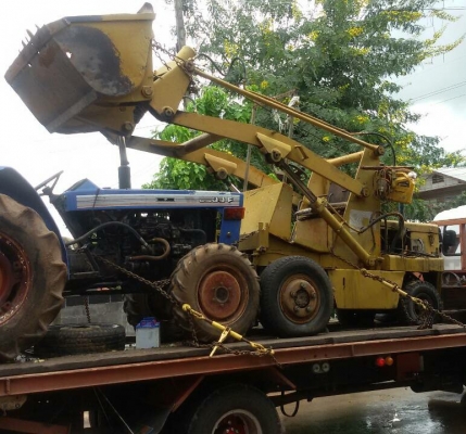 65000บาท ลดไปสุดๆราคานี้งดต่อรองครับ รถตักพร้อมใช้ราคาเบาๆครับ เอาไว้ตักมัน ตักข้าว ราคาถูกมาก