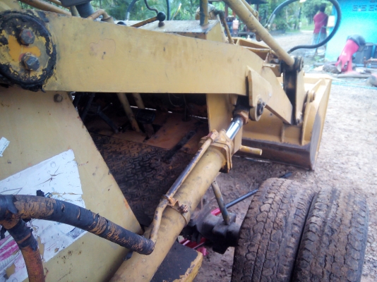 65000บาท ลดไปสุดๆราคานี้งดต่อรองครับ รถตักพร้อมใช้ราคาเบาๆครับ เอาไว้ตักมัน ตักข้าว ราคาถูกมาก