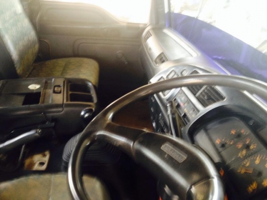 ขายหัวลาก ISUZU DECA GXZ 270 ยูโรวัน ปี 45 รถสวยเดิมๆบาง ภายในสวย เครื่องดี เกียร์ ดี มีระบบPTO .ใช้สำหรับหางเซมิดั้มแล้ว