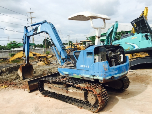 ขายKOBELCO SK045 รถสวยพร้อมใช้ครับ
