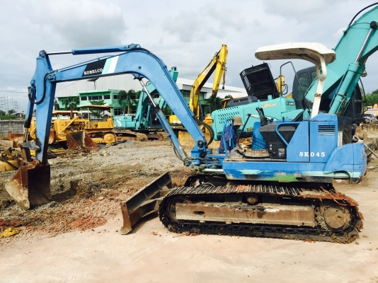 ขายKOBELCO SK045 รถสวยพร้อมใช้ครับ