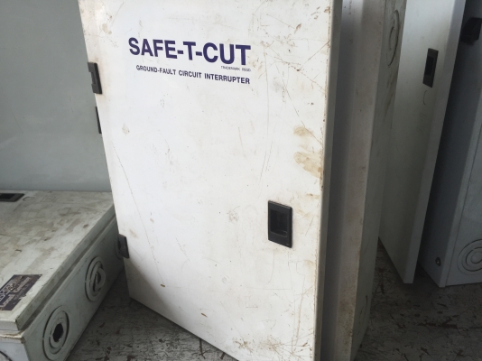 ขายตู้ SAVE T CUT ใช้ป้องกันไฟรั่ว ปลอดภัย ใช้งานได้เลยครับ