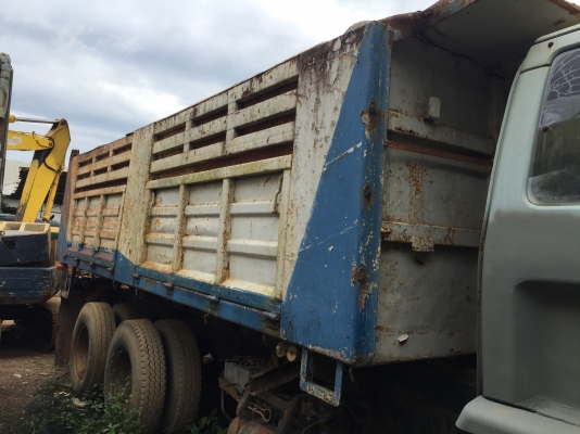 กระบะดั้มสามมิตร สภาพดี สีไม่สวย...ยาว6เมตร พื้นเรียบสวย ท้ายสวย