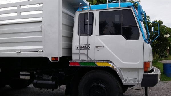 ขายรถบรรทุก 10 ล้อดั๊พม์ ยี่ห้อ MITSUBISHI รุ่น FUSO 527 เทอร์โบ TF 4170 กระบะ ดัมพ์ ของ KC.โคราช ขายรถบรรทุก 10 ล้อดั๊พม์ ยี่ห้อ MITSUBISHI รุ่น FUSO 527 เทอร์โบ TF 4170 กระบะ ดัมพ์ ของ KC.โคราช