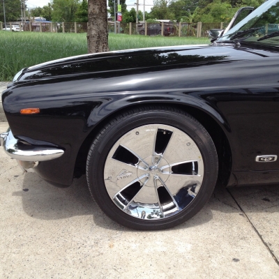 ขายหรือแลกเดมเลอร์ ปี 88 เครื่อง 2 J โบ รับเทิร์นทุกรุ่น ลองเสนอมา เกียร์ออโต้ ขาย 387,000 บาท ติดต่อ คุณเอ๋ 092-6356419 ขายหรือแลกเดมเลอร์ ปี 88 เครื่อง 2 J โบ รับเทิร์นทุกรุ่น ลองเสนอมา เกียร์ออโต้ ขาย 387,000 บาท ติดต่อ คุณเอ๋ 092-6356419