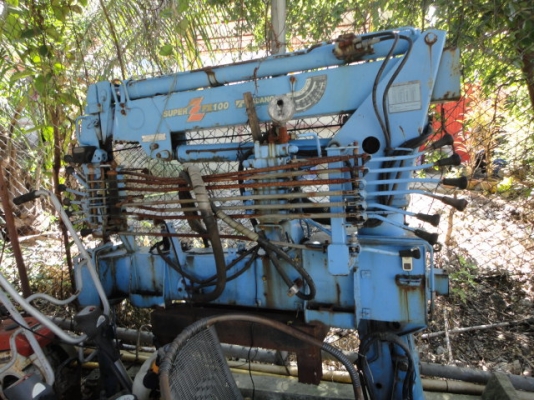 เครนเก่าญี่ปุ่น 1 ตัน สภาพดี