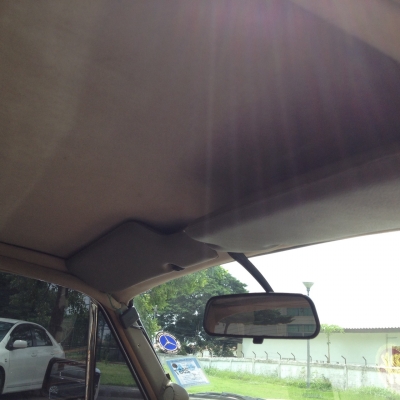 ขายหรือแลกเดมเลอร์ ปี 88 เครื่อง 2 J โบ รับเทิร์นทุกรุ่น ลองเสนอมา เกียร์ออโต้ ขาย 387,000 บาท ติดต่อ คุณเอ๋ 092-6356419