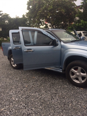 Isuzu D-max Hilander Cab 4 ปี 2007 เกียร์ AT 3000CC Isuzu D-max Hilander Cab 4 ปี 2007 เกียร์ AT 3000CC