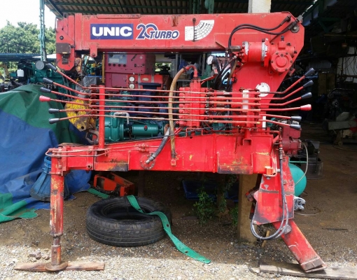 เครนUNIC 2 ตัน 4 ปลอก สภาพเลี่ยม