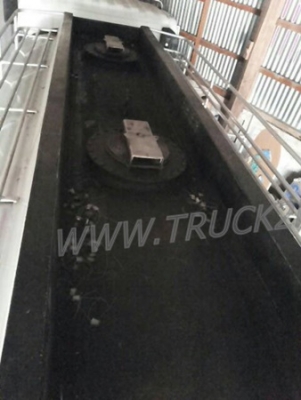 รถบรรทุก 6 ล้อ บรรทุกน้ำมัน ยี่ห้อ ISUZU NPR ปีจดทะเบียน 2554