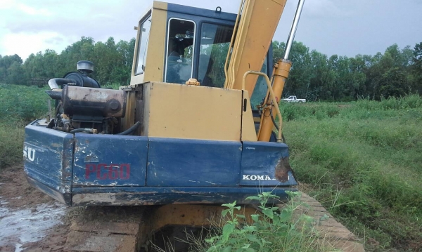 **475,000 บ.ต่อรอง/// แพ็คคู่ แบคโฮ KOMATSU PC60-5 พร้อม เทนเลอร์6ล้อหัวยาว ISUZU TX-150แรง **ขาย แบคโฮ KOMATSU PC60-5+ISUZU TX 6ล้อหัวยาว 150แรง แบคโฮพร้อมเทนเลอร์ ขน/ย้าย สภาพพร้อมใช้ พร้อมทำเงิน แบคโฮ KOMATSU PC 60รุ่น5 HYD.EXCAVATOR KOMATSU PC60-5 ซีเ **475,000 บ.ต่อรอง/// แพ็คคู่ แบคโฮ KOMATSU PC60-5 พร้อม เทนเลอร์6ล้อหัวยาว ISUZU TX-150แรง **ขาย แบคโฮ KOMATSU PC60-5+ISUZU TX 6ล้อหัวยาว 150แรง แบคโฮพร้อมเทนเลอร์ ขน/ย้าย สภาพพร้อมใช้ พร้อมทำเงิน แบคโฮ KOMATSU PC 60รุ่น5 HYD.EXCAVATOR KOMATSU PC60-5 ซีเ