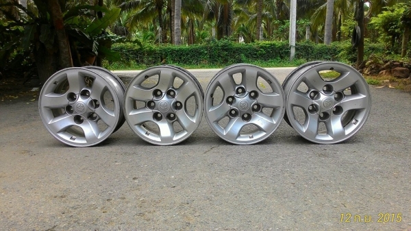 ขายล้อแม็ก toyota เดิมๆๆ (ขายแล้ว)