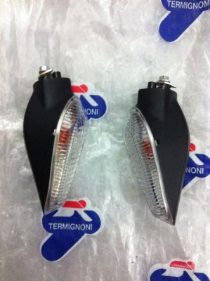 ชุดท้าย Ducati 796 ทั้งชุด พร้อมกระจกหน้าเดิมใหม่ๆไร้ริ้วรอย