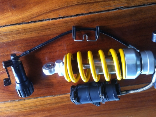 โช๊คหลัง DUCATI DIAVEL(ต่อรองได้ลดได้ครับ)