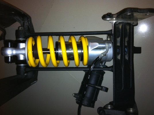 โช๊คหลัง DUCATI DIAVEL(ต่อรองได้ลดได้ครับ)