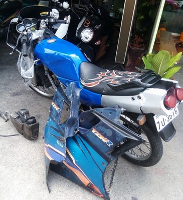 ขายได้ขาย Yamaha TZR ตามสภาพ ทะเบียนไม่ขาด