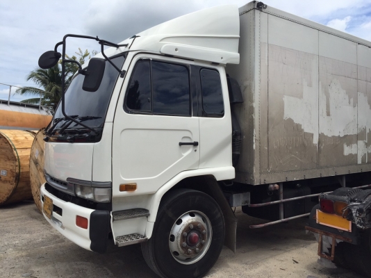 ขาย 6ล้อนิสสันตู้ ขาย 6ล้อนิสสันตู้