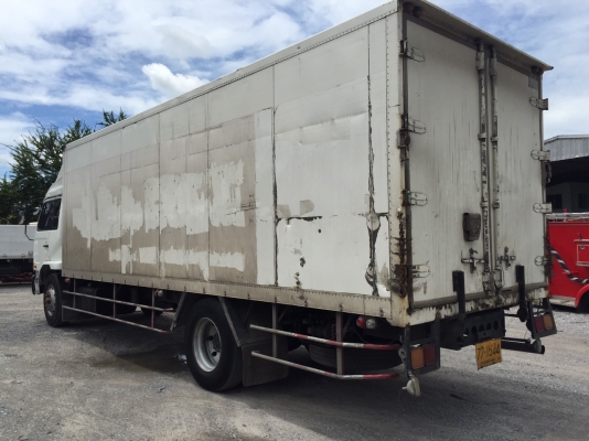 ขาย 6ล้อนิสสันตู้ ขาย 6ล้อนิสสันตู้