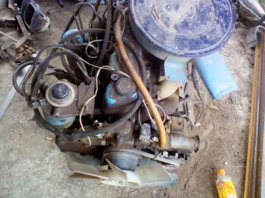 ขายเครื่องยนต์ นิสสัน  SD23  เครื่องยนต์พึ่งยกลง  ตัวรถเอาทำรถเกษตรแล้ว  เครื่องพร้อมใช้งาน