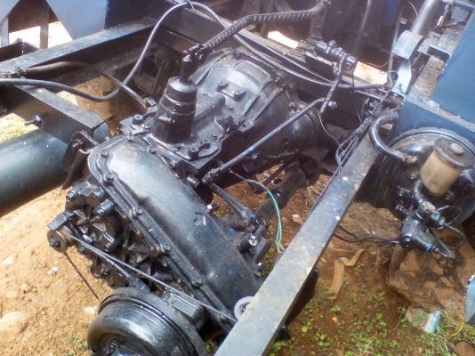 ขายรถการเกษตร  4x4  ช่วงล่า คานแข็ง นิสสันซาฟารี  ทนๆๆอึดๆๆ