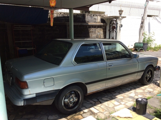 Bmw320  2  ประตู  เครื่อง 1g  ออโต้  แอร์หนาว