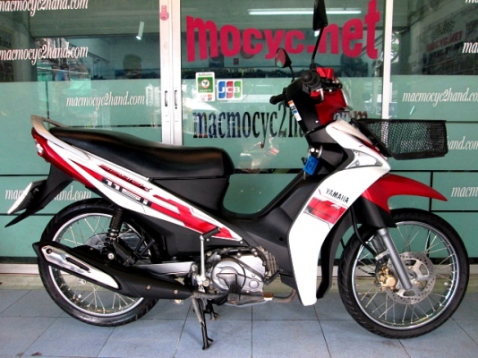 SPARK 115 i  สต๊าทมือ สีขาวแดง รถเดือน เมษายน ปี 56 ไมล์ 5 พันโล รถที่ประหยัดน้ำมันที่สุด แถม 3 รายการ