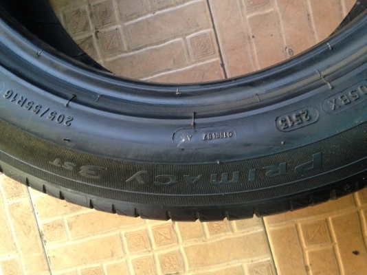 ขายยาง Michelin primacy 205 55 R16 ปี 13