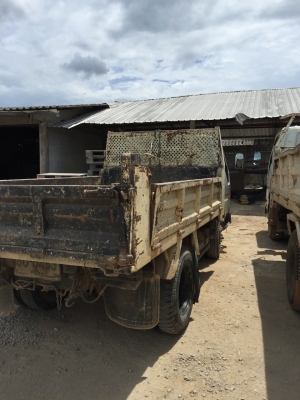 รถหกล้อดั้ม TOYOTA 115 แรงม้า.