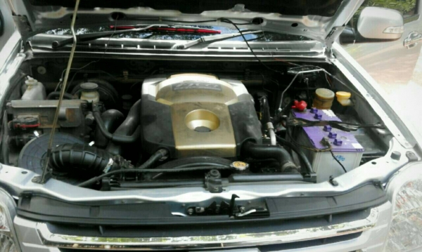 ISUZU Dmax hilander 2.5 ปี49 พร้อมโอนครับ