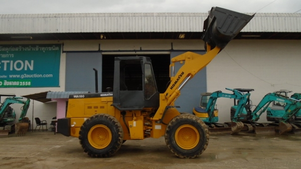 ขายรถตักมือสองพร้อมใช้งาน