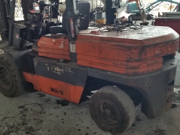 ขาย - รถยก โฟล์ทลิฟท์ 4.5 ตัน TOYOTA เสาสูง 4 เมตร พร้อมใช้งาน ขาย - รถยก โฟล์ทลิฟท์ 4.5 ตัน TOYOTA เสาสูง 4 เมตร พร้อมใช้งาน