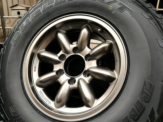 ยางใหม่ปี 15 BS 265 x 75 x 16 AT พร้อมล้อกล้วย ยางใหม่ปี 15 BS 265 x 75 x 16 AT พร้อมล้อกล้วย