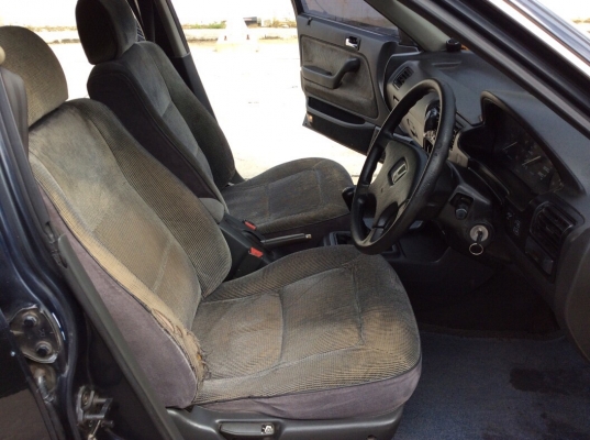 ขายรถแอคคอร์ดตาเพชรไฟท้ายสั้น ปี93 เครื่องเดิมหัวฉีด 2.0 เกียร์ธรรมดา แก๊สLPG เพาเวอร์ ไฟฟ้าทั้งคัน ภายในสวยเดิมๆสะอาด แอร์เย็นฉ่ำ วิทยุCD ตัวถังสีเงาสีแตกบางชิ้น แม็กเดิม เครื่องดี ช่วงล่างนิ่ม รถขับดีครับ พร้อมใช้ ภาษี59